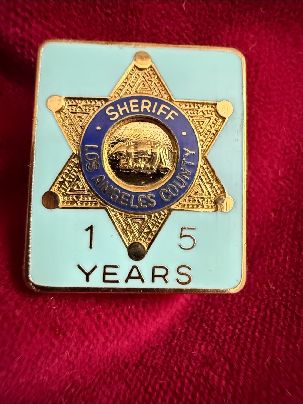 Los Angeles County Sheriff Light Blue and Gold Anniversary Pin - 15 Years